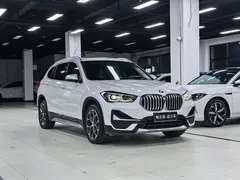 2022 BMW X1, белый — фото 3
