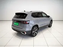 2023 Volkswagen Tharu 300TSI 2WD — фото 4