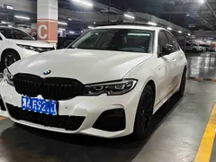 2021 BMW 3 Series 325i M Sport Night Package, белый — фото 1