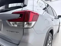 2021 Subaru Forester 2.0i Luxury EyeSight — фото 8