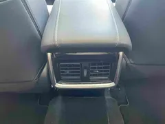 2022 Toyota Venza 2.0L CVT 4WD Ultimate, белый — фото 16