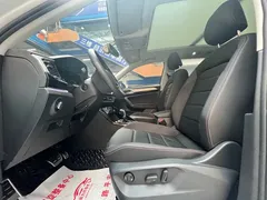 2022 Volkswagen Tayron 280TSI 2WD Luxury, белый — фото 7