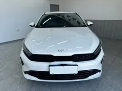 2023 Kia Cerato 1.5L CVT Luxury, белый — фото 3