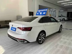 2023 Volkswagen Sagitar 300TSI DSG, белый — фото 6