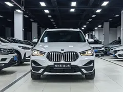 2022 BMW X1 Premium, белый — фото 2