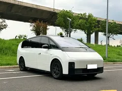 2025 Li Auto MEGA Home, белый — фото 3