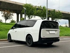 2025 Li Auto MEGA Home, белый — фото 7