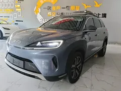 2025 BYD Sea Lion 07 DM-i PHEV 150 Pilot — фото 1