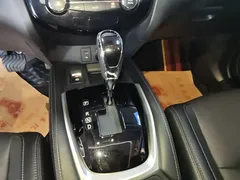 2021 Nissan X-Trail 2.0L CVT 2WD XL Premium Commemorative, белый — фото 14
