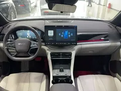 2025 BYD Song PLUS DM-i PHEV Smart Driving 112km Premium, белый — фото 20
