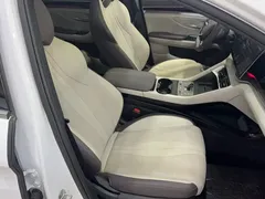 2025 BYD Song PLUS DM-i PHEV Smart Driving 112km Premium, белый — фото 22