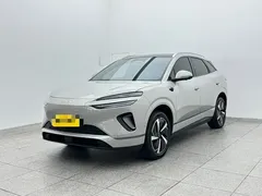 2025 BYD Sealion 06 DM-i PHEV 205 Pro — фото 1