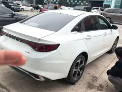 2022 Geely Emgrand 4th Gen 1.5L CVT Flagship, белый — фото 4