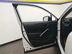 2022 Toyota Corolla Cross 2.0L Pioneer, белый — фото 7