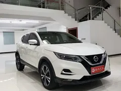 2021 Nissan Qashqai 2.0L CVT Luxury, белый — фото 3