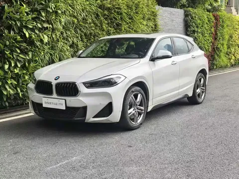 2022 BMW X2