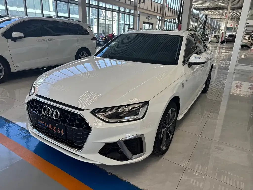 2022 Audi A4L 40 TFSI Fashion Dynamic