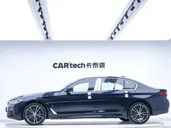 2023 BMW 5 Series 530Li Leading M Sport Package, чёрный — фото 2