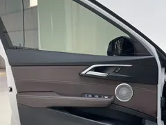 2022 BMW 1 Series 120i M Sport, белый — фото 13