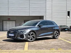 2021 Audi A3 Sportback 35 TFSI Luxury Sport — фото 1