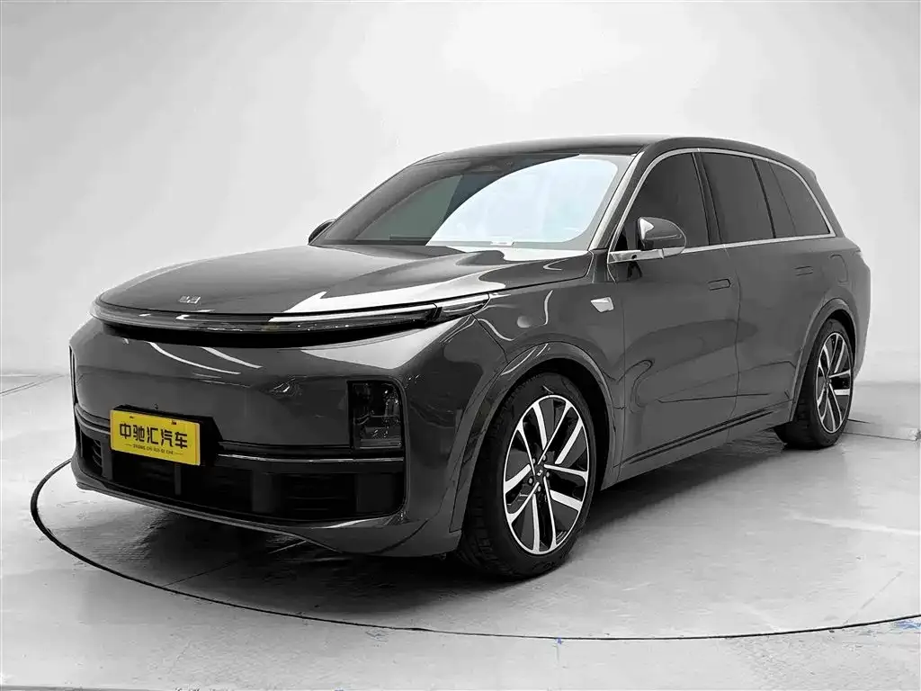 2023 Li Auto L8