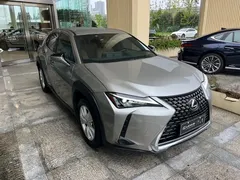 2022 Lexus UX 260h — фото 3