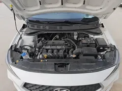 2020 Hyundai Elantra 1.6L AT GL, белый — фото 20