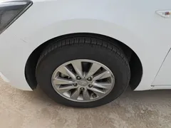 2020 Hyundai Elantra 1.6L AT GL, белый — фото 23