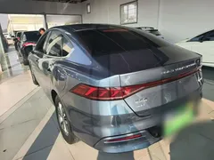 2024 BYD Qin PLUS Honor DM-i PHEV 55km Leading, синий — фото 5