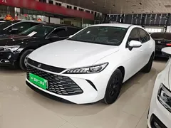 2025 BYD Qin PLUS DM-i PHEV Smart Driving 55km Leading, белый — фото 1