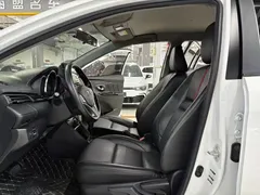 2022 Toyota Yaris L Zhixuan X 1.5L CVT Luxury Plus, белый — фото 2