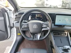 2024 BYD Qin L PHEV 80km Leading, белый — фото 10
