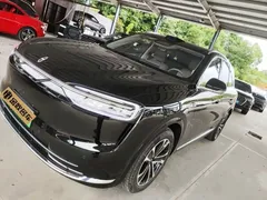 2026 Aito M7 EREV Ultra 4WD 5-seat 192-line Lidar, чёрный — фото 1
