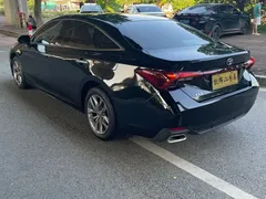 2019 Toyota Avalon 2.0L Luxury, чёрный — фото 10