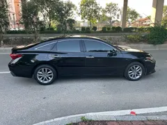 2019 Toyota Avalon 2.0L Luxury, чёрный — фото 13