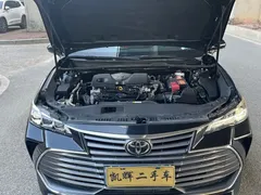2019 Toyota Avalon 2.0L Luxury, чёрный — фото 17