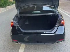 2019 Toyota Avalon 2.0L Luxury, чёрный — фото 18