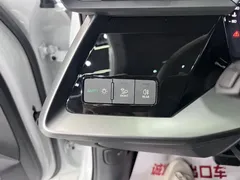 2022 Audi A3L Limousine 35 TFSI Fashion Sport, белый — фото 9
