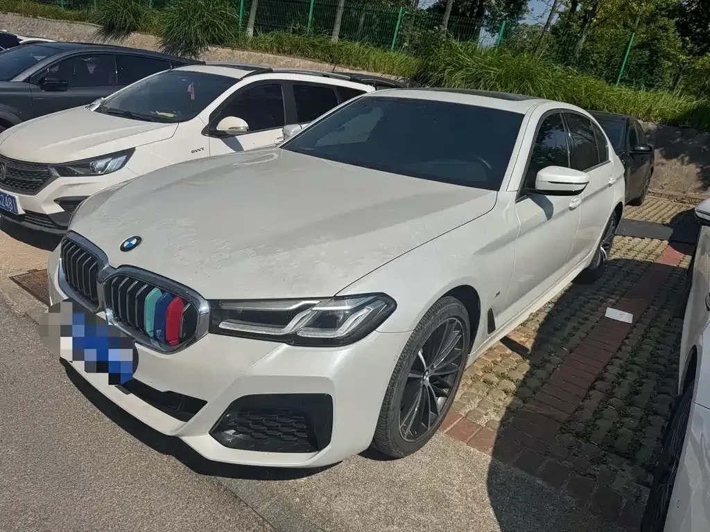 2023 BMW 5 Series 530Li Leading M Sport Package