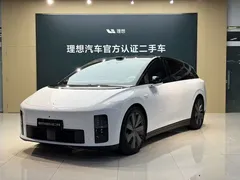 2025 Li Auto i6 4WD Standard, белый — фото 1