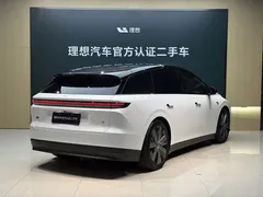 2025 Li Auto i6 4WD Standard, белый — фото 3