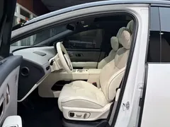 2025 Li Auto i6 4WD Standard, белый — фото 9