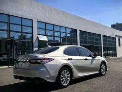 2023 Toyota Camry 2.0G Luxury — фото 9
