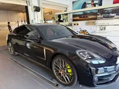 2023 Porsche Panamera 4 E-Hybrid 2.9T Platinum Edition, чёрный — фото 2