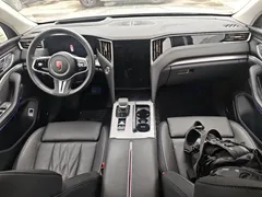 2024 Hongqi HS7 2.0T PHEV 4WD 6 — фото 7