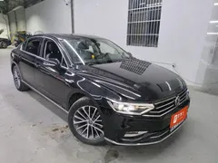 2020 Volkswagen Magotan 330TSI DSG Luxury, чёрный — фото 2