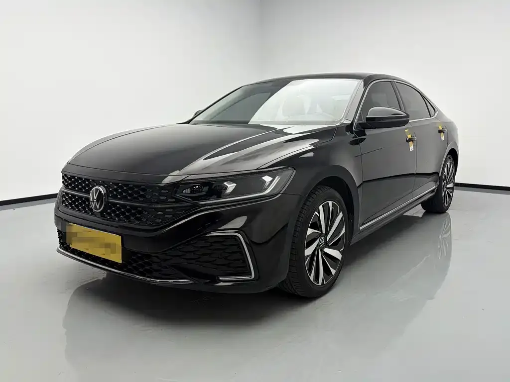 2022 Volkswagen Passat 330TSI Elite