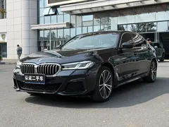 2023 BMW 5 Series 530Li Leading M Sport Package, чёрный — фото 1