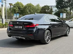 2023 BMW 5 Series 530Li Leading M Sport Package, чёрный — фото 5