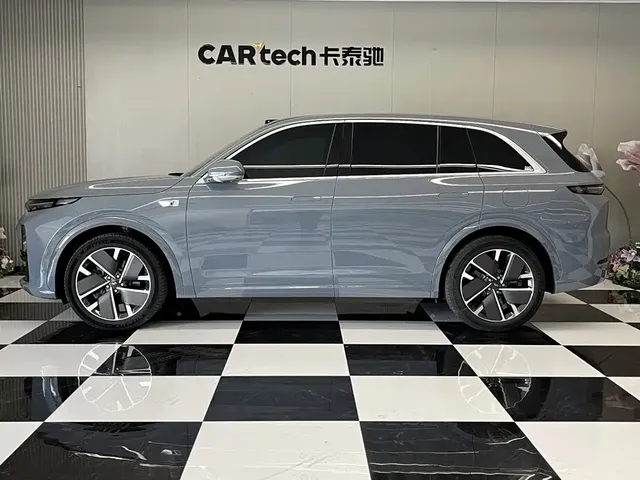 2025 Li Auto L7